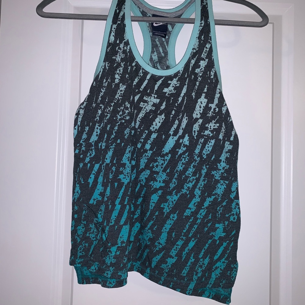 Nike tank